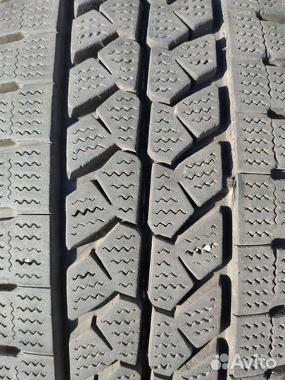 Шины 205/80R17.5 LT Bridgestone Blizzak W979 2018г