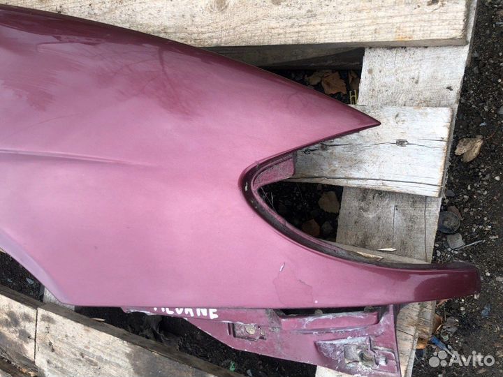 Крыло переднее правое Renault Scenic минивэн 1.6