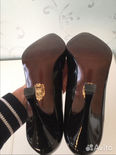 Лаковые лодочки