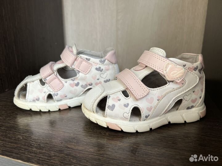 Сандалии для девочки детский сад 23