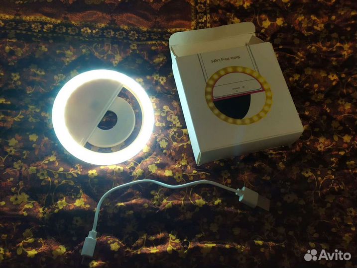 Кольцевая селфи-лампа