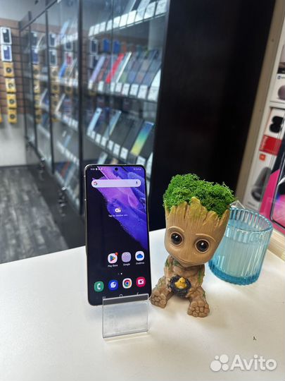 Samsung Galaxy S21, 8/256 ГБ
