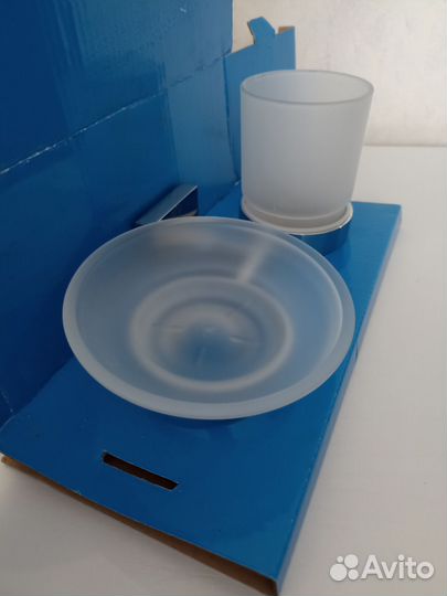 Набор для ванной комнаты (мыльница и стакан)