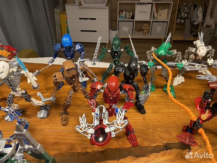 Lego bionicle/knights kingdom
