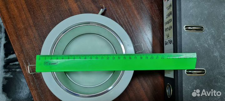 Светильник встраиваемый