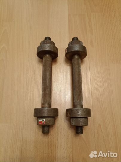 Стойка с гантелями