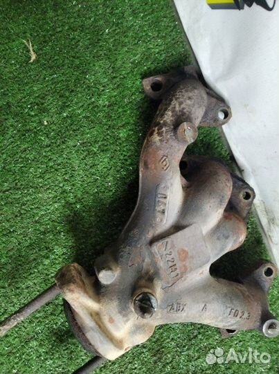 Коллектор выпускной Renault Sandero хетчбэк K7M