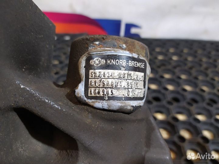 Суппорт передний правый Man TGA, Man TGS, Man TGX