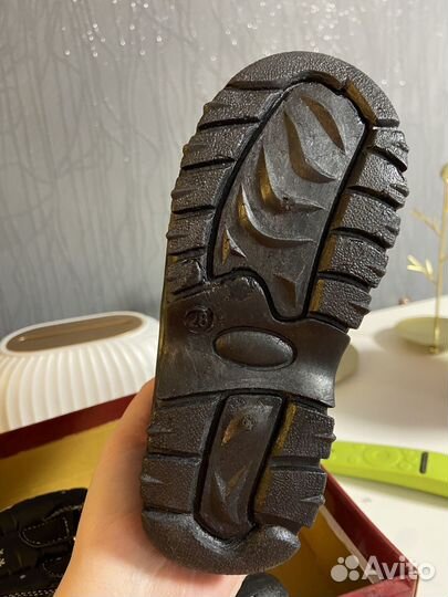 Сапоги/ботинки на девочку 28 размера