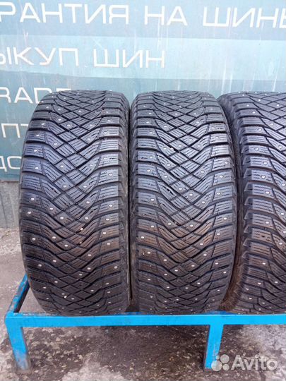 Goodyear UltraGrip Arctic 2 235/45 R18 98T