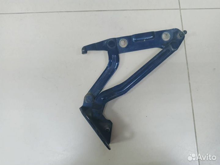 Петля крышки багажника Ford Mondeo 3 2000-2007