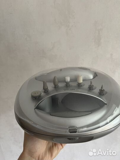 Маникюрный педикюрный набор vitek