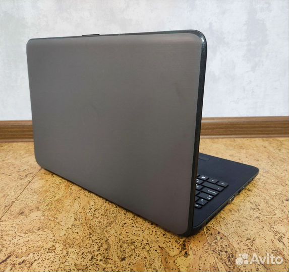 HP*Intel*Graphics*8Gb*SSD