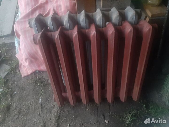 Продам чугунные батареи