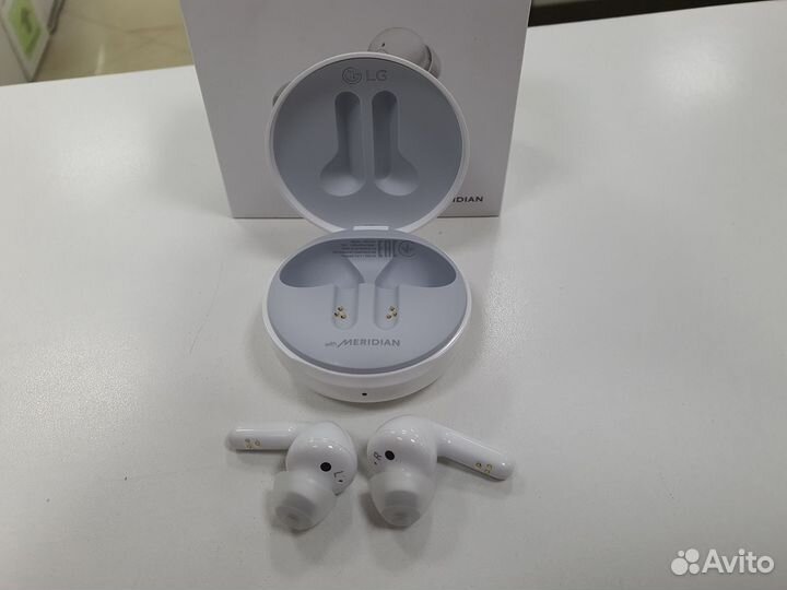 Беспроводные наушники LG tone Free HBS-FN4, белый