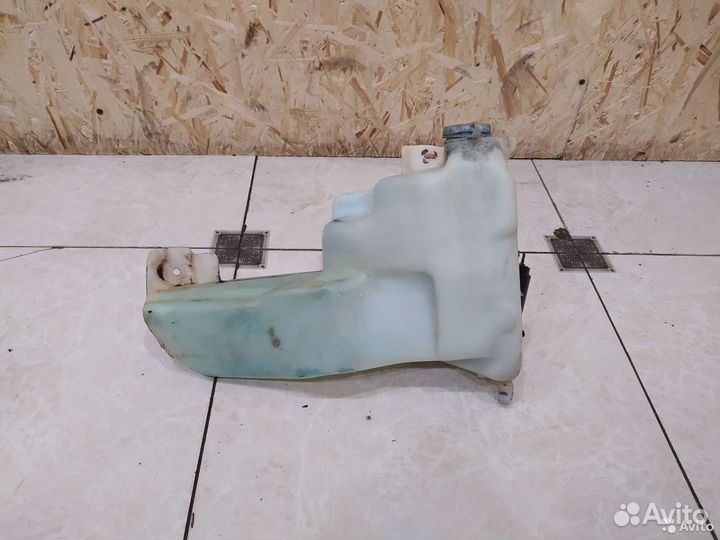 Бачок омывателя Audi 80