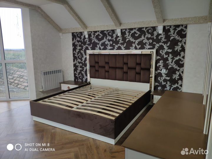 Спальный гарнитур 