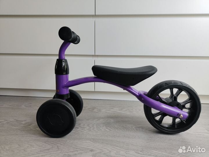 Беговел трехколесный