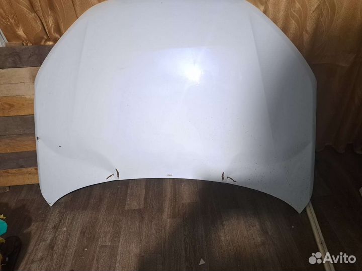 Капот б/у Гранта