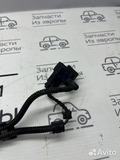 Форсунка омывателя стекла audi A4 B5. с обогревом