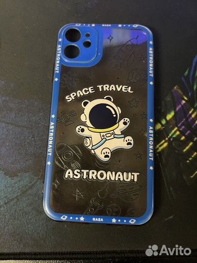 Чехол на iPhone 11