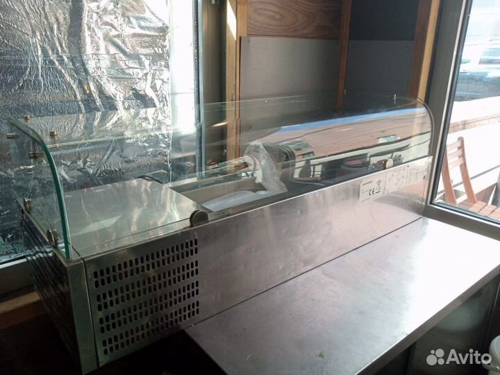 Холодильник витрина бу