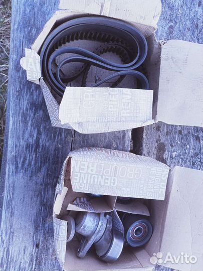 Комплект ремня грм и ремня генератора Дастер