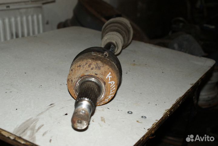 Передняя левая полуось Nissan Qashqai J10