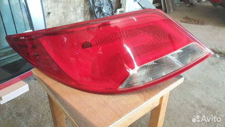 Фонарь задний левый solaris