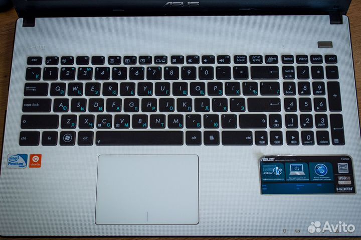 Ноутбук asus