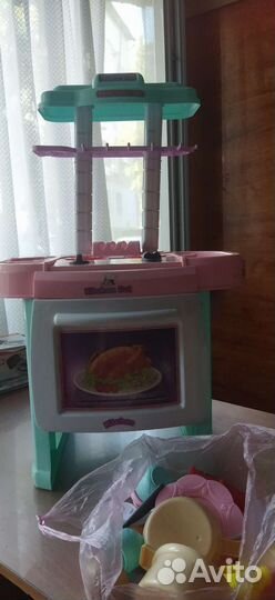 Детские игрушки кухня