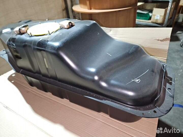 Бак топливный Mitsubishi Pajero Sport 3