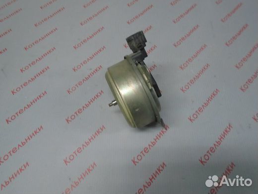 Nissan 21487-ED80B Моторчик вентилятора