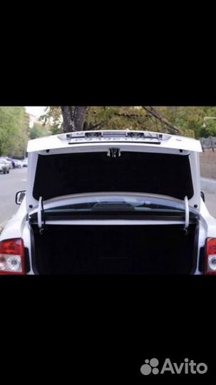 Ворсовая обивка багажника приора