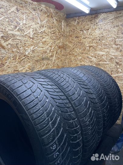 DoubleStar DW08 215/55 R17 98T