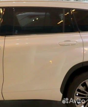 Задняя дверь левая XU70 Toyota Highlander