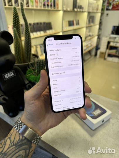 iPhone 12, 64 ГБ