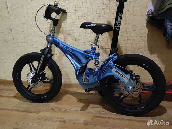 Велосипед maxiscoo