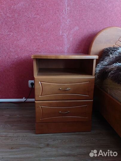 Спальный гарнитур