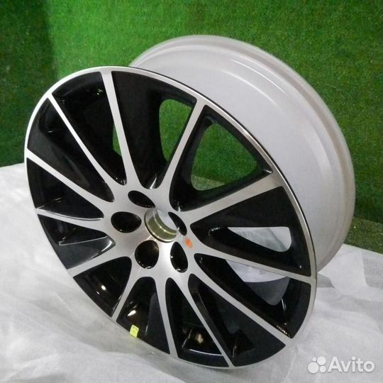 Диск литой Тойота Хайлендер 3 (2013-2016)