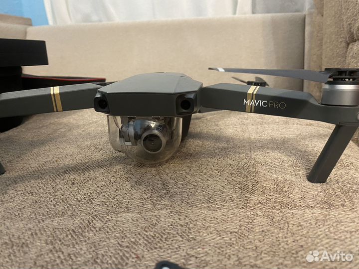 Квадрокоптер dji mavic pro combo