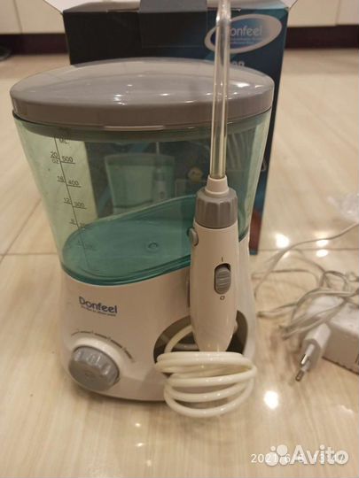 Продаю ирригатор для полости рта Donfeel