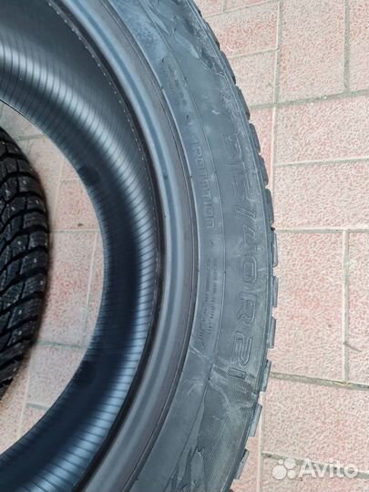 Nokian Tyres Hakkapeliitta 9 SUV 315/40 R21 115T