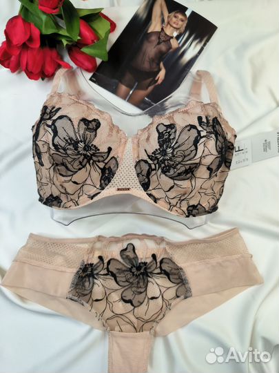 Комплект нижнего белья 70F / xs Chantelle