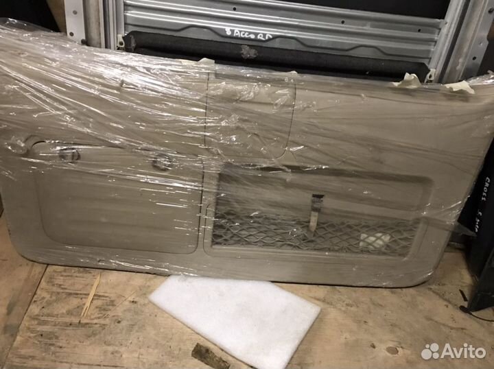 Обшивка багажника, пятой двери на Prado 120