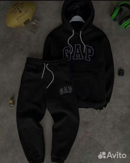 Спортивный костюм