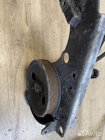 Volvo 850 насос гидроусилителя