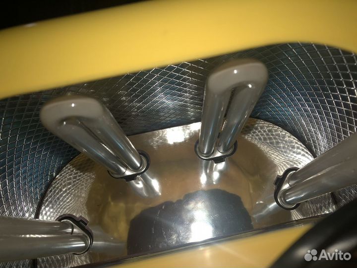 Ультрафиолетовая лампа для ногтей