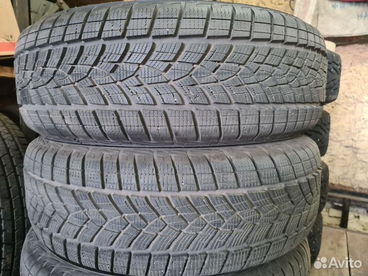 Goodyear UltraGrip Performance+ 215/65 R17 99V