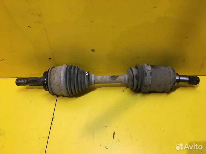 Полуось передняя правая Toyota Hilux Surf N210 200